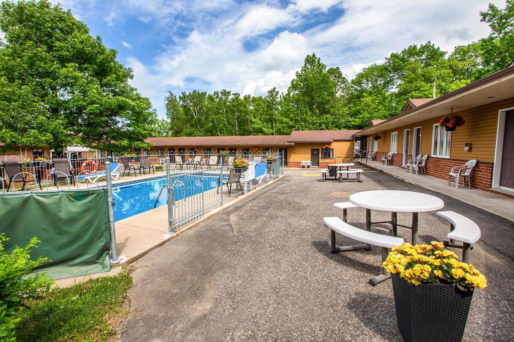 Motel Et Camping Etchemin Lévis Esterno foto