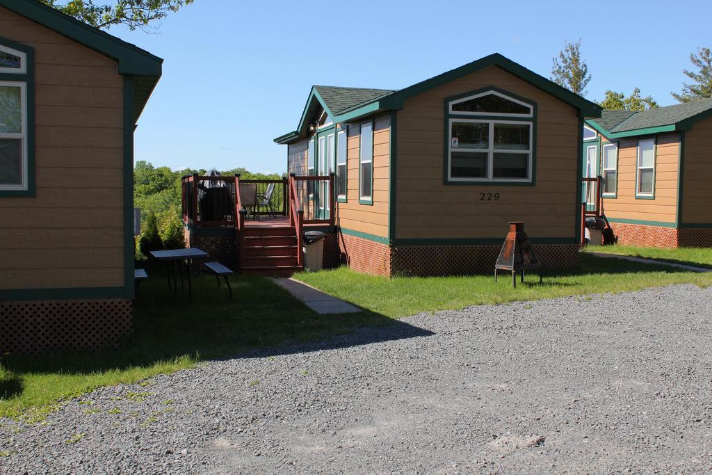 Motel Et Camping Etchemin Lévis Esterno foto