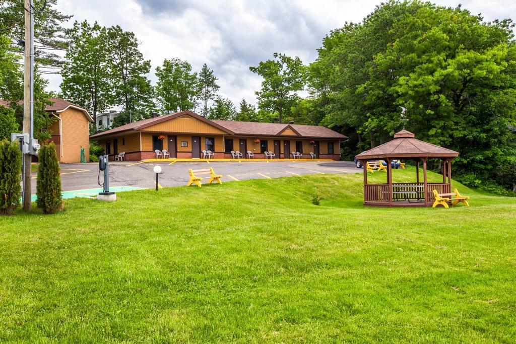 Motel Et Camping Etchemin Lévis Esterno foto