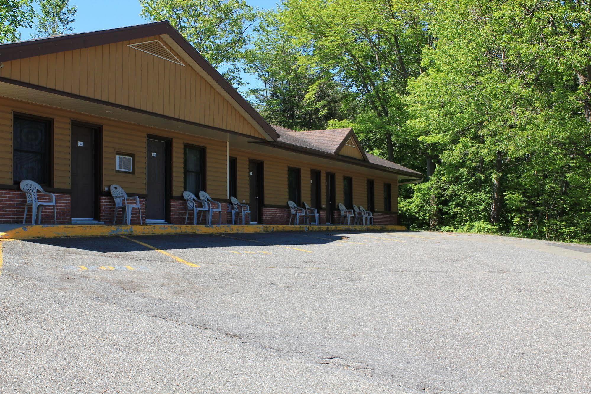 Motel Et Camping Etchemin Lévis Esterno foto